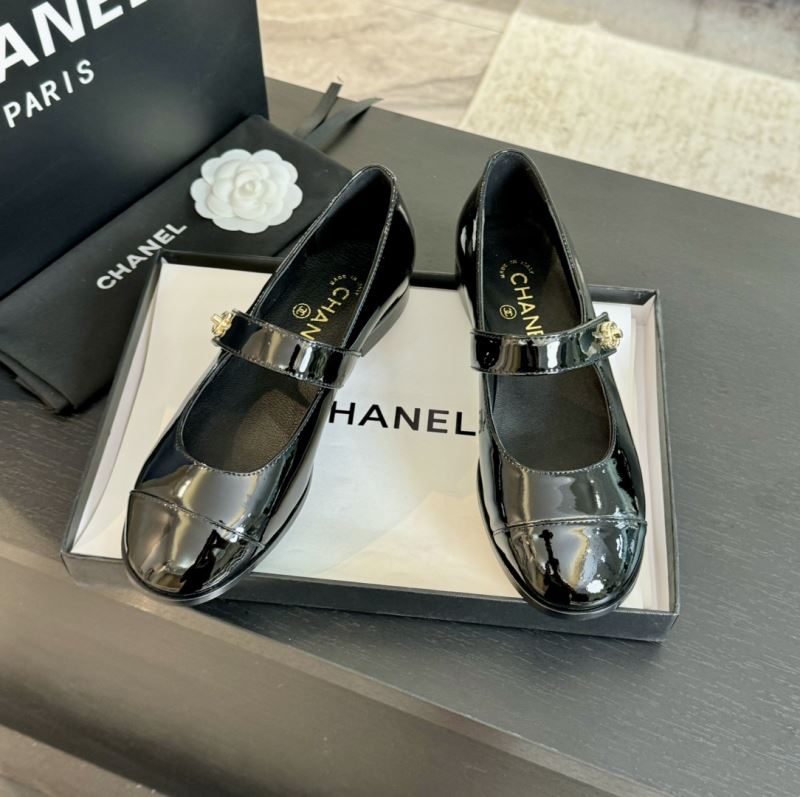 Chanel Low Shoes